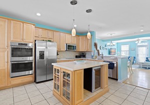 SUNSET ISLAND Spacious 5-BR - TONS of Amenities