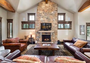 The Shores Riverside Townhome: Peaceful Luxury
