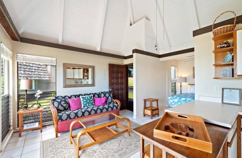 Punaluu Condo | #04 Rest & Relax at Punalu`u Black Sand Beach