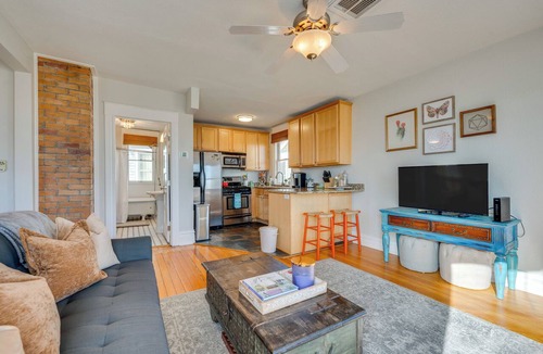 Central Boulder Condo | 1 Mi to CU Boulder: Condo Near Pearl Street!