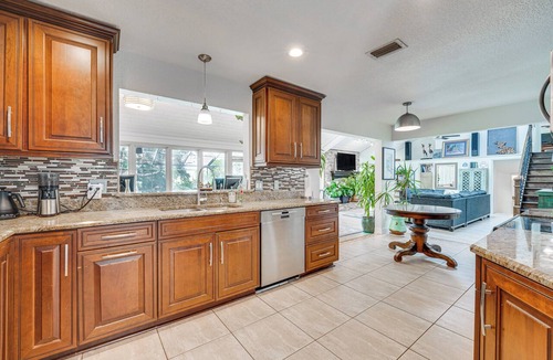 Orlando House | 10 Mi to Disney World: Lakeside Orlando Getaway