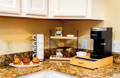 West Bradenton House | 10 min to Beach, Peloton, Game Room, King Bed