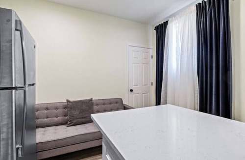 United Central House | 10 min to St Pete Beach w/Parking - 1BD 1BA Micro