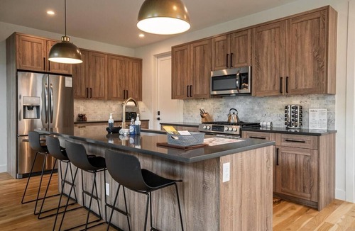 Old Town House | 120 Cedar Drive | Slopeside 4BR Townhome with Mou
