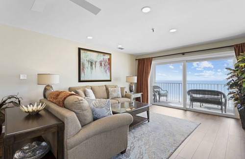 Madeira Beach Condo | 132 m² Condo ∙ 2 bedrooms ∙ 6 guests