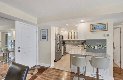 Longboat Key Condo | 2 Bed, 2 Bath, Direct Beachfront w/Gulf views