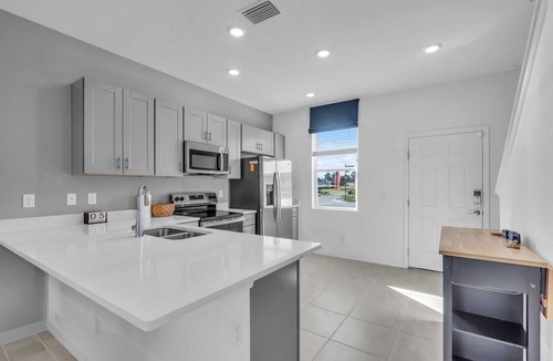 Braden River House | 2-bedroom 2.5 bath beautiful townhome in Bradenton