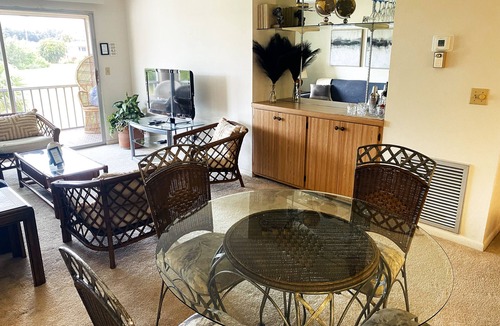 Iona Condo | 2-Bedroom Condo/pool, pickle ball-Great Community!
