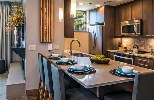 Peak 8 Condo | 2 Bedroom Ski in-out at the Grand Colorado on Peak 8 Kitchen, Fireplace, Pool