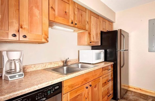 Frisco Condo | 2 blocks to Main Street - Easy access to ski Copper/Breckenridge - Virtual Tour