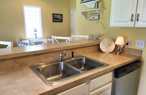 Sea Trail Condo | 2 BR 2 BA Royal Poste condo in Sea Trail Resort Sunset Beach, NC