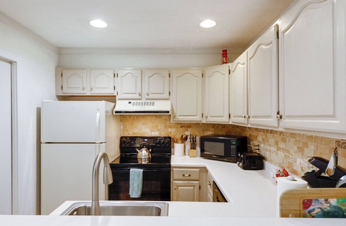 Selbyville Apartment | 2 Mi to Beach: Gem w/Enclosed Patio in Selbyville