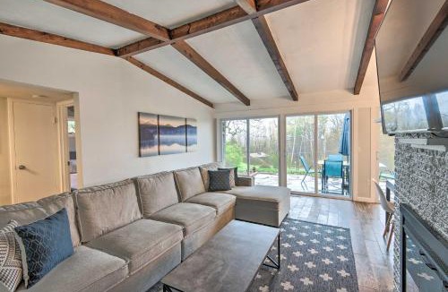 Weirs Beach House | 2 Mi to Lake Winnipesaukee! Group Hideaway