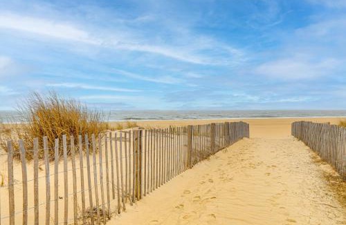 North Ocean City House | 200 Feet to Beach: Inviting Condo in Ocean City!