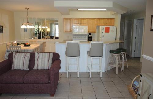 Calabash Apartment | 2705M condo