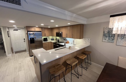Tierra Verde Condo | 2bd 2ba Waterfront condo. Pool. Gym. Quiet community 10min from everything