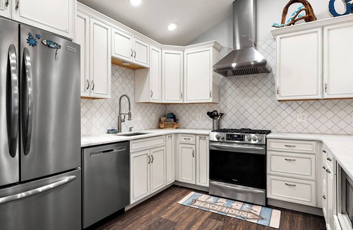 Little Salisbury House | 3 Bdrm House, Sleeps 8, Spacious, Outdoor