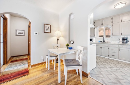 Veterans Park House | 3 bed 1 bath W. Bannock Beauty