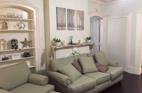 Norwich Apartment | 3 bed apartment, 5 mi to Mohegan/10 to Foxwoods