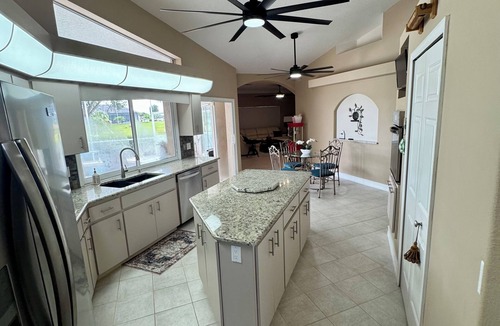 Broadmoor House | 3-bedroom house in charming Rotonda West with a heated salt water pool