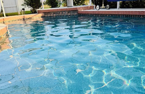Broadmoor House | 3-bedroom house in charming Rotonda West with a heated salt water pool