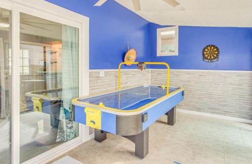 Little River House | 3 Mi to Ocean: Home w/Deck in Little River!