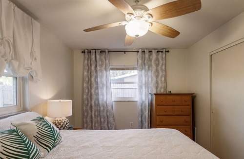 South Gate Ridge House | 3 Miles to the Beach, perfect for long stays!