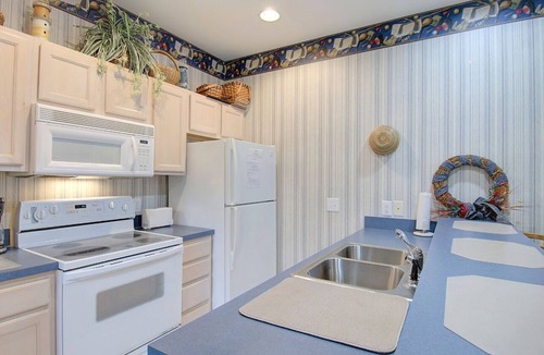 Sea Trail Condo | 3103 Royal Poste Pet-Friendly Fairway 2 Bedroom Condo 1 mile to Sunset Beach