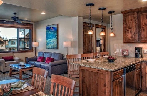 Breckenridge Cabin | 4-bedroom at The Grand Lodge on Peak 7 , Steps from the Independence chairlift