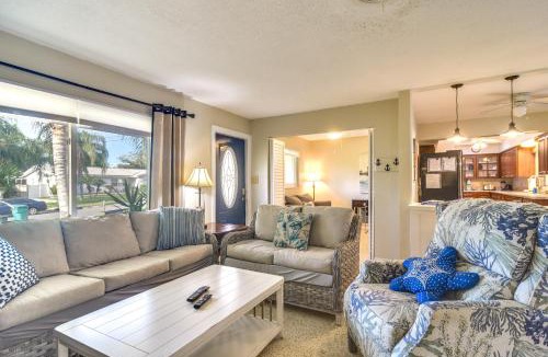 Harbor Bluffs House | 4 Mi to Dog Beach: Largo Home w/Pool & Hot Tub!