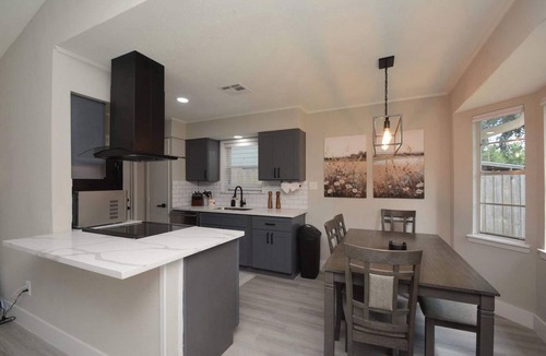 Friendswood House | 4BR Friendswood Home - Beautiful Inside & Big Yard