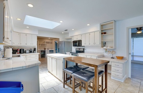 Orient Park House | 5 Mi to Busch Gardens Tampa Bay: Villa w/Pool!