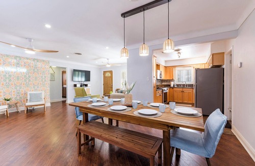 Harbor Hills House | 5 Min 2 Beach ~ Free HTD Pool ~ Near Trail & Golfnnnn