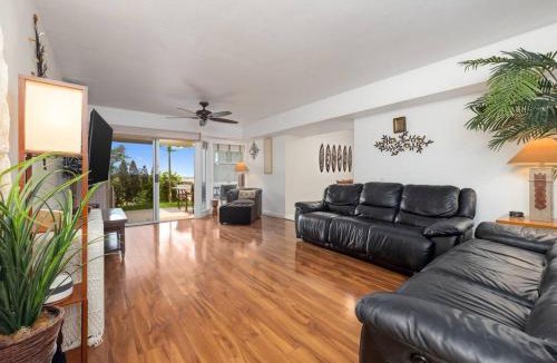 Waikoloa Village Apartment | 6 Bed 4 Bath Condo in Waikoloa Village