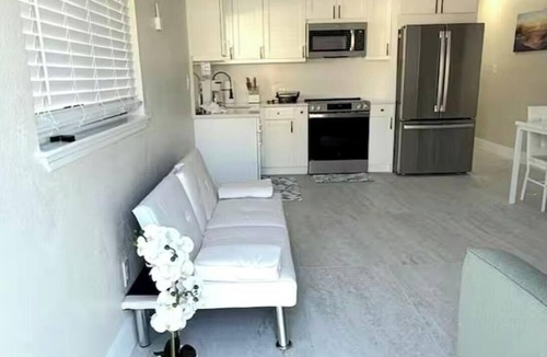 Capri Isle Apartment | #61 Escape #2 -Treasure island Joyful Moments