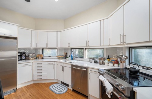 College Hill House | 6BR w/Parking Steps to Brown in College Hill