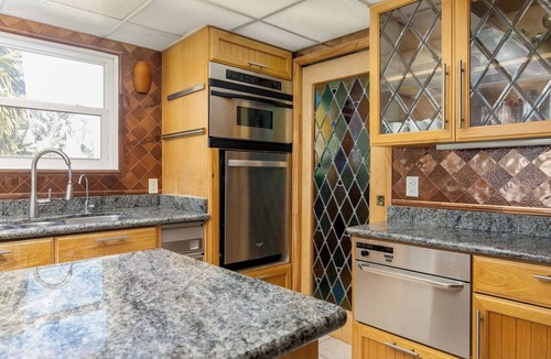 Sunset Beach House | 8602 W Gulf Blvd