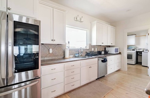 Port Bolivar House | A beautiful beachfront home in a quiet neighborhood.