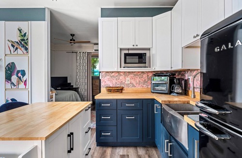 Gulfport House | A-Frame Escape at Gulfport Garden Oasis!