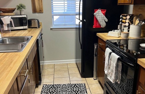 Tallahassee House | Adorable Golf Course House in Tallahassee