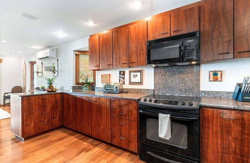 Kahaluu Bay House | 🏖️Air-Conditioned Ocean Front Hawaii Townhome! | Sleeps 6