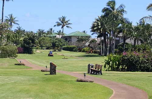 Bayview Apartment | Air conditioned, Resort Location. Short Walks To Beaches & Restaurants