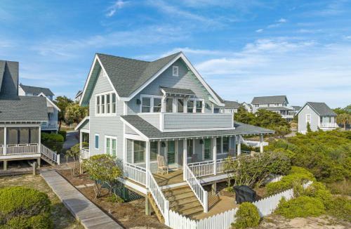 Flora's Bluff House | Al Mare