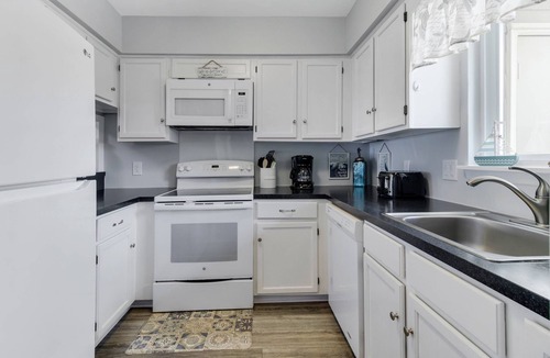Caswell Beach Condo | Amazing Beach, Ocean Views From 3rd Fl Condo Deck, Large Communal Pool