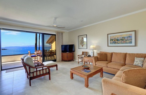 Wailea Condo | Amazing Remodeled Oceanfront Escape – Makena Surf F-202 with Spectacular Views!