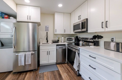 Gillespie Park House | Backyard Breakaway - Your Private Slice Of Sarasota Shade