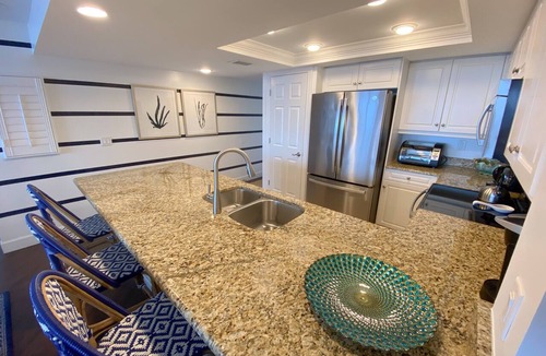 Punta Rassa Condo | Bay View Tower 334: Enjoy fishing by day, and Beachfront views for Sunset