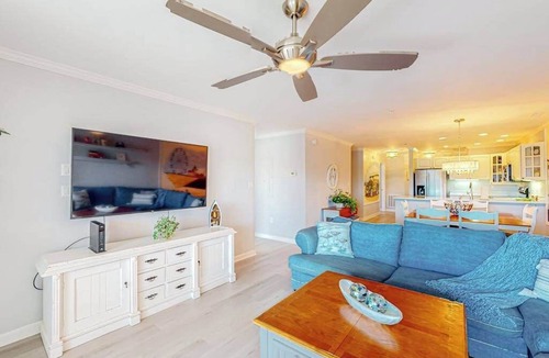Heron Harbour Isle Condo | Baywatch III 304D