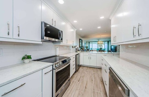 Belleair Beach Condo | Beach Happy in Belleair Beach
