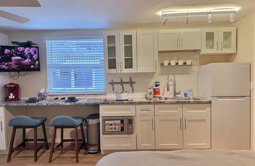 Siesta Key Apartment | Beach Road - Capri